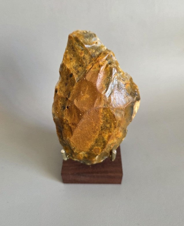 Beautiful British Lower Palaeolithic Handaxe. Bishopstone area, Reculver, Kent.